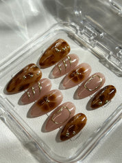 Chic Tortoise Oval Nails