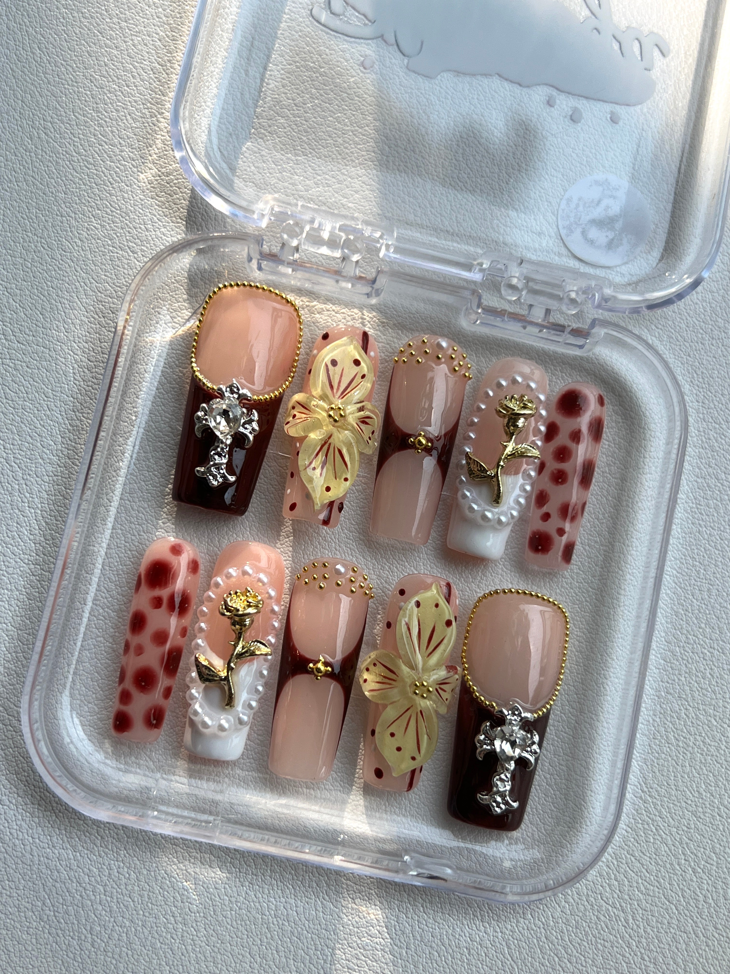 Opulent Floral Elegance Nails